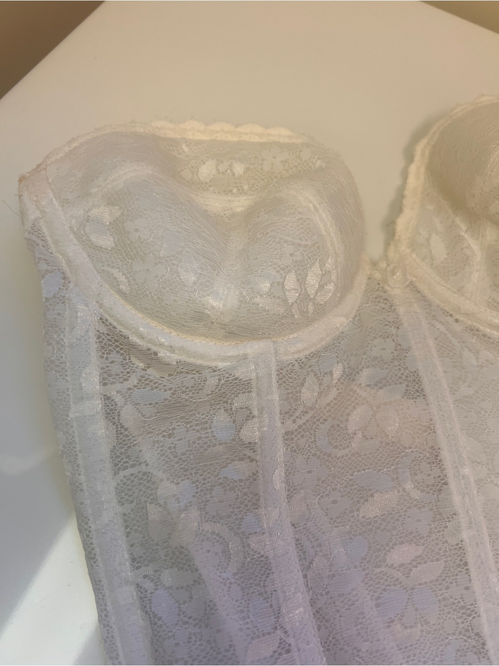 White Lace Bustier Bandeau with Floral Boning - Picture 2 of 6